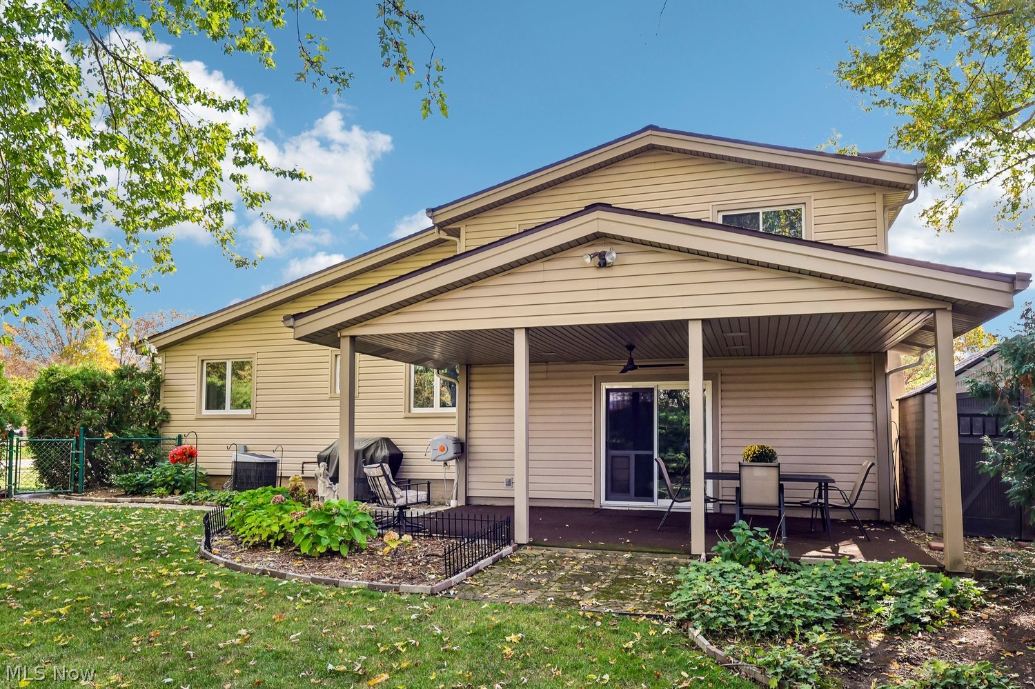 32825 W Nimrod Street Solon OH 44139