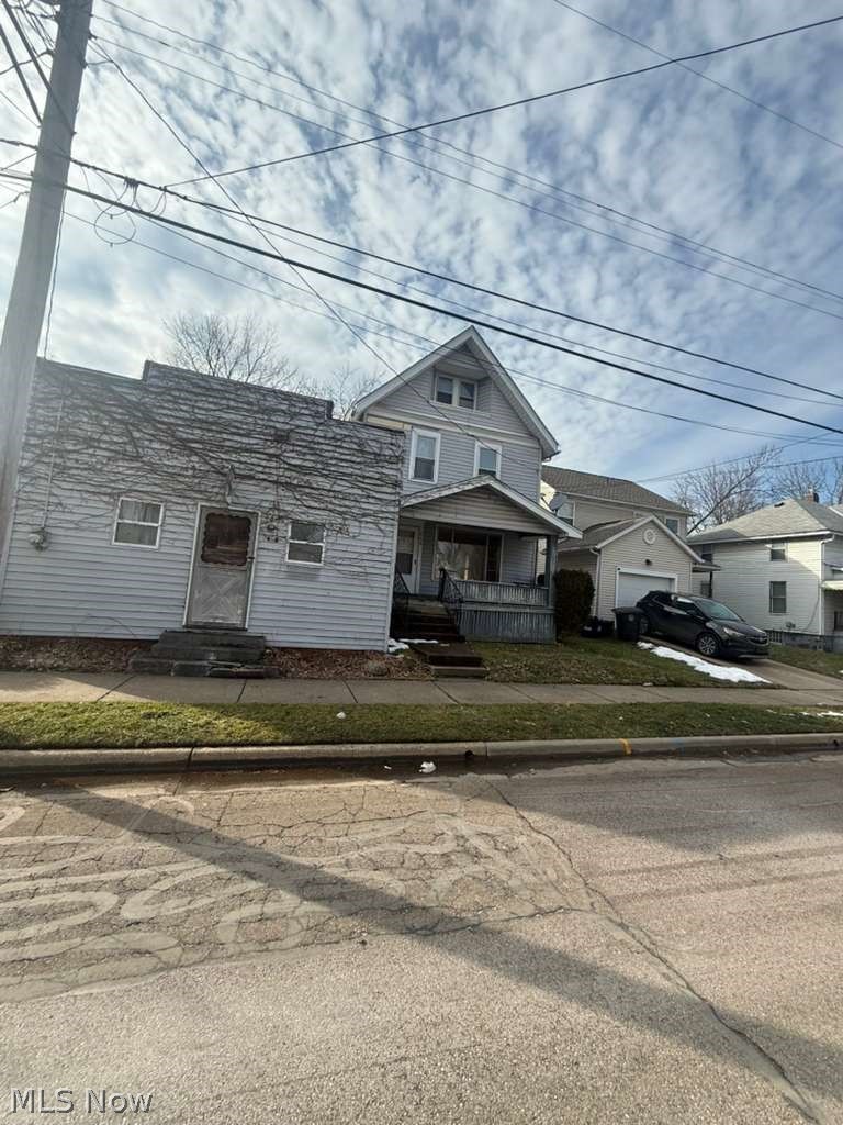 1406 Hart Street Akron OH 44306