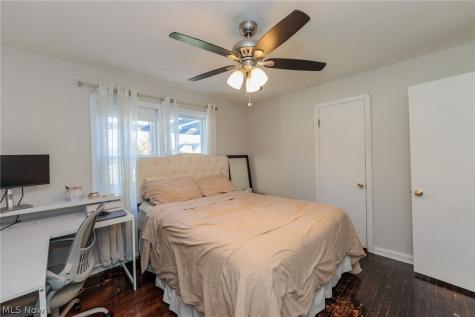 6506 Glencoe Avenue Brooklyn OH 44144