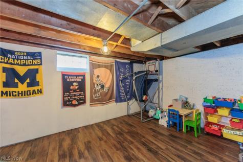 6506 Glencoe Avenue Brooklyn OH 44144