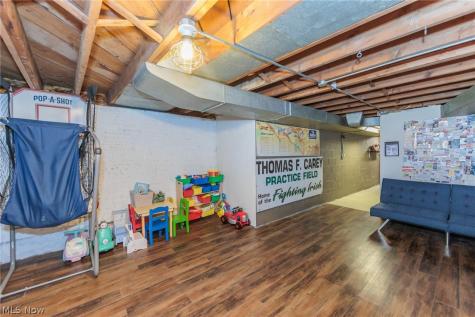 6506 Glencoe Avenue Brooklyn OH 44144