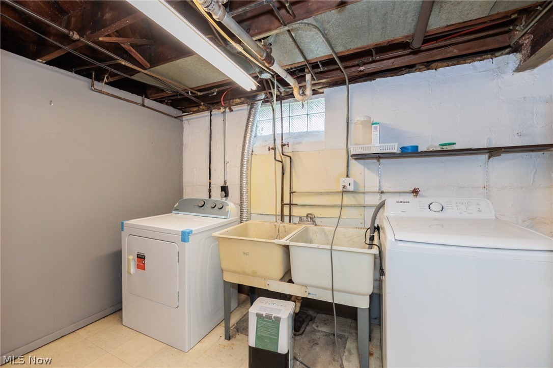 6506 Glencoe Avenue Brooklyn OH 44144
