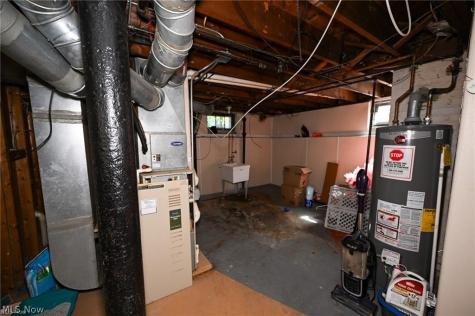4541 W 174th Street Cleveland OH 44135