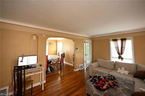 4541 W 174th Street Cleveland OH 44135