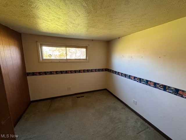 14895 Gar Highway Chardon OH 44024