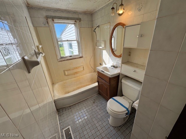 14895 Gar Highway Chardon OH 44024