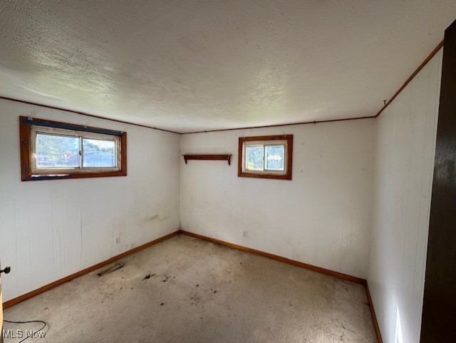 14895 Gar Highway Chardon OH 44024