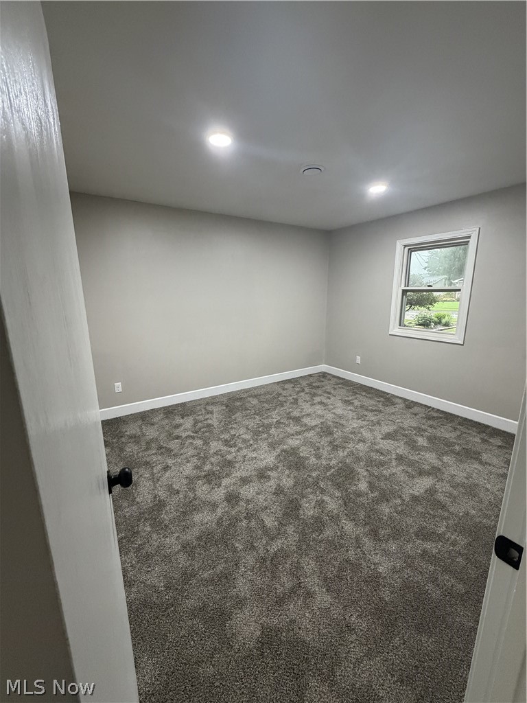 5629 London Drive Austintown OH 44515