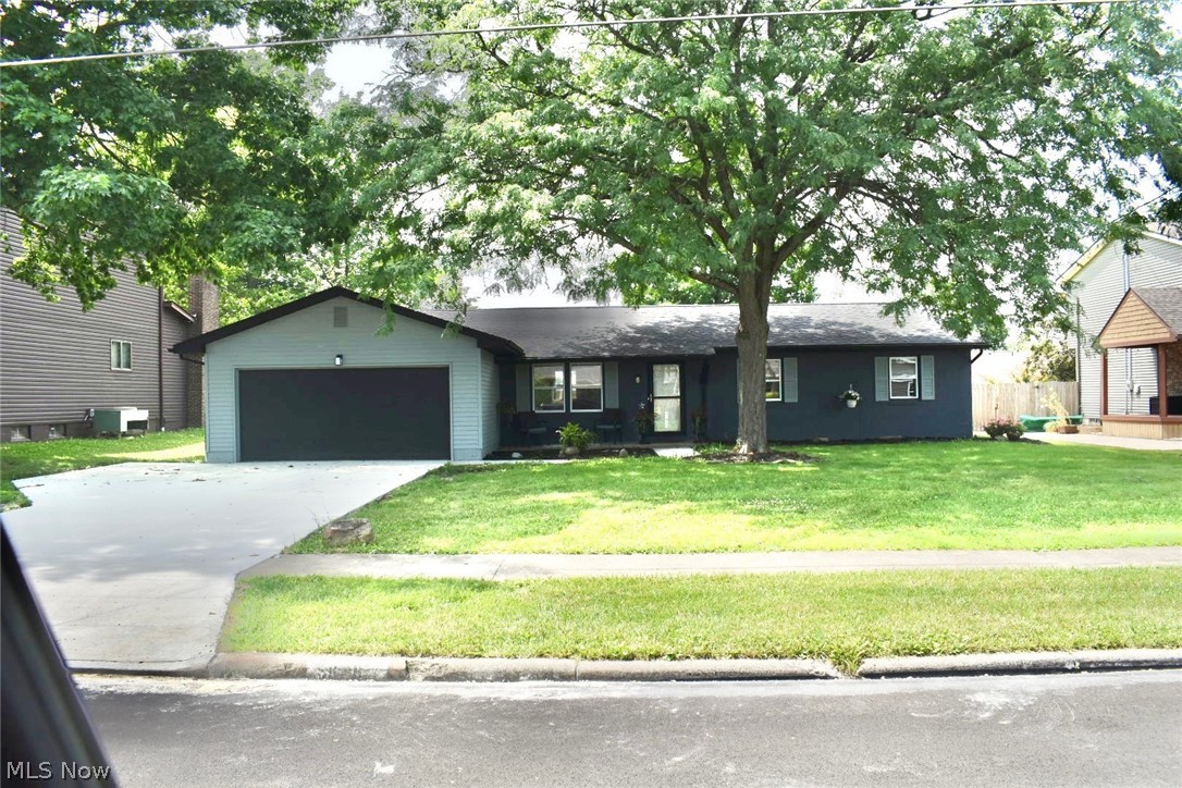 5629 London Drive Austintown OH 44515
