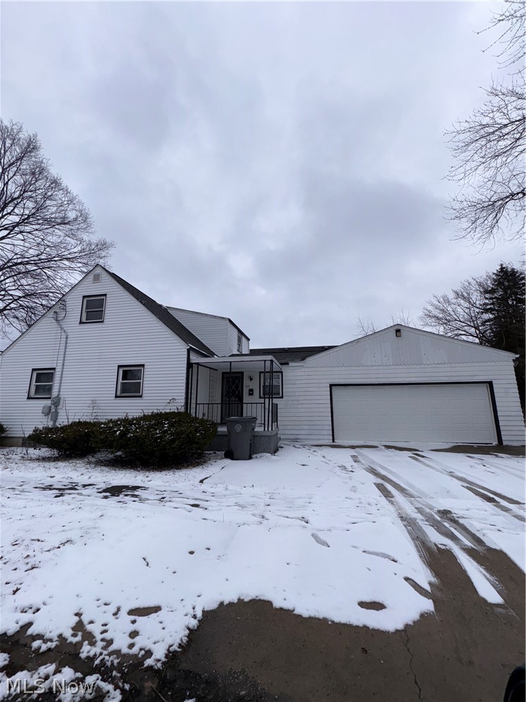 703 Palmer Avenue Youngstown OH 44502