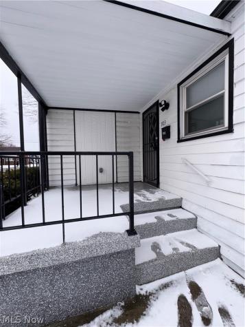 703 Palmer Avenue Youngstown OH 44502