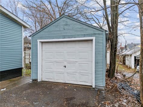 2711 Blair Place SW Canton OH 44710
