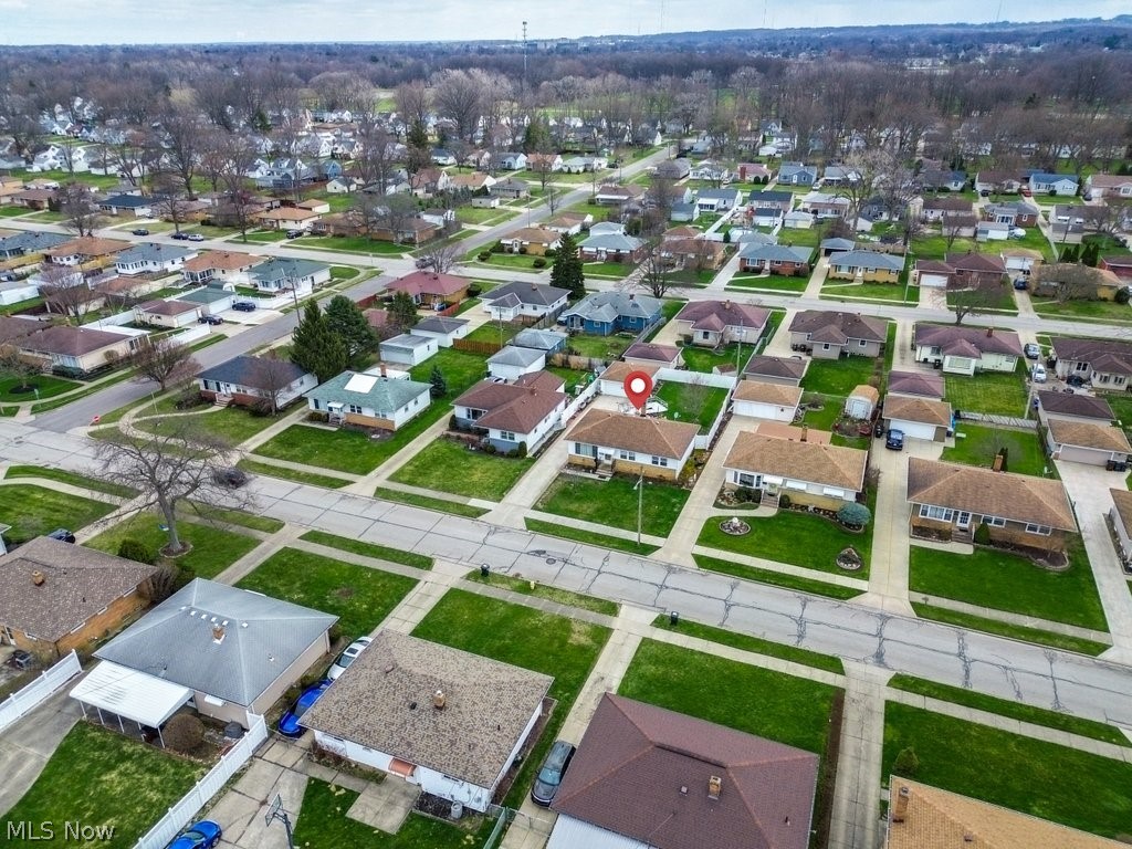 7295 Oakwood Road Parma OH 44130