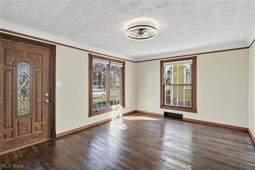 9502 Plymouth Avenue Garfield Heights OH 44125