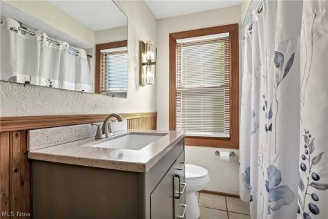 9502 Plymouth Avenue Garfield Heights OH 44125