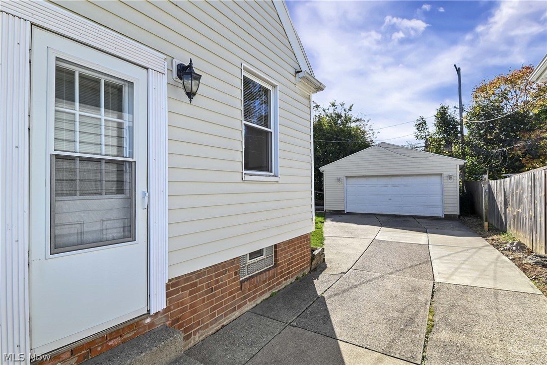 9502 Plymouth Avenue Garfield Heights OH 44125
