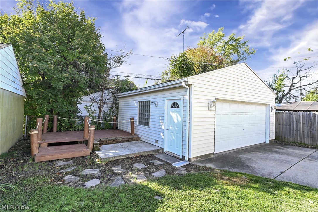 9502 Plymouth Avenue Garfield Heights OH 44125