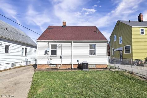 9502 Plymouth Avenue Garfield Heights OH 44125