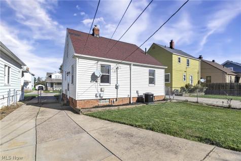 9502 Plymouth Avenue Garfield Heights OH 44125