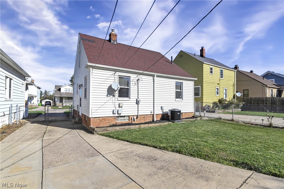 9502 Plymouth Avenue Garfield Heights OH 44125