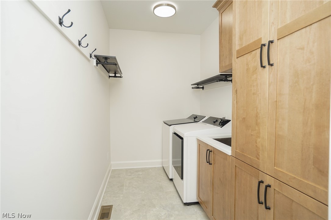 1675 Woodland Circle Poland OH 44514