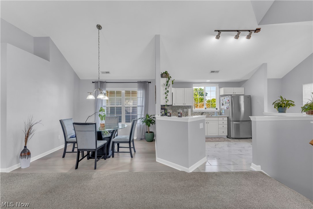 42 Vista Circle North Olmsted OH 44070
