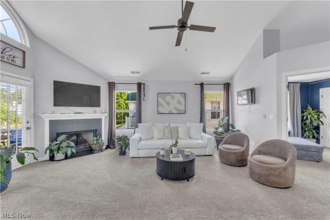 42 Vista Circle North Olmsted OH 44070