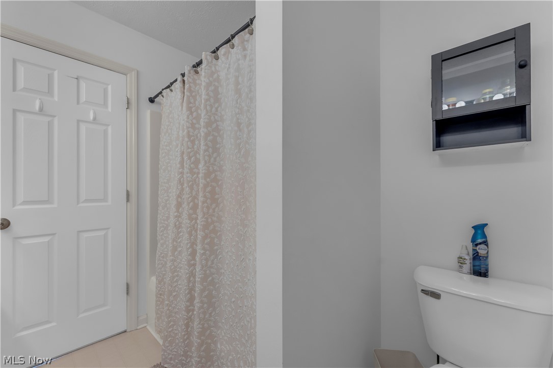 42 Vista Circle North Olmsted OH 44070