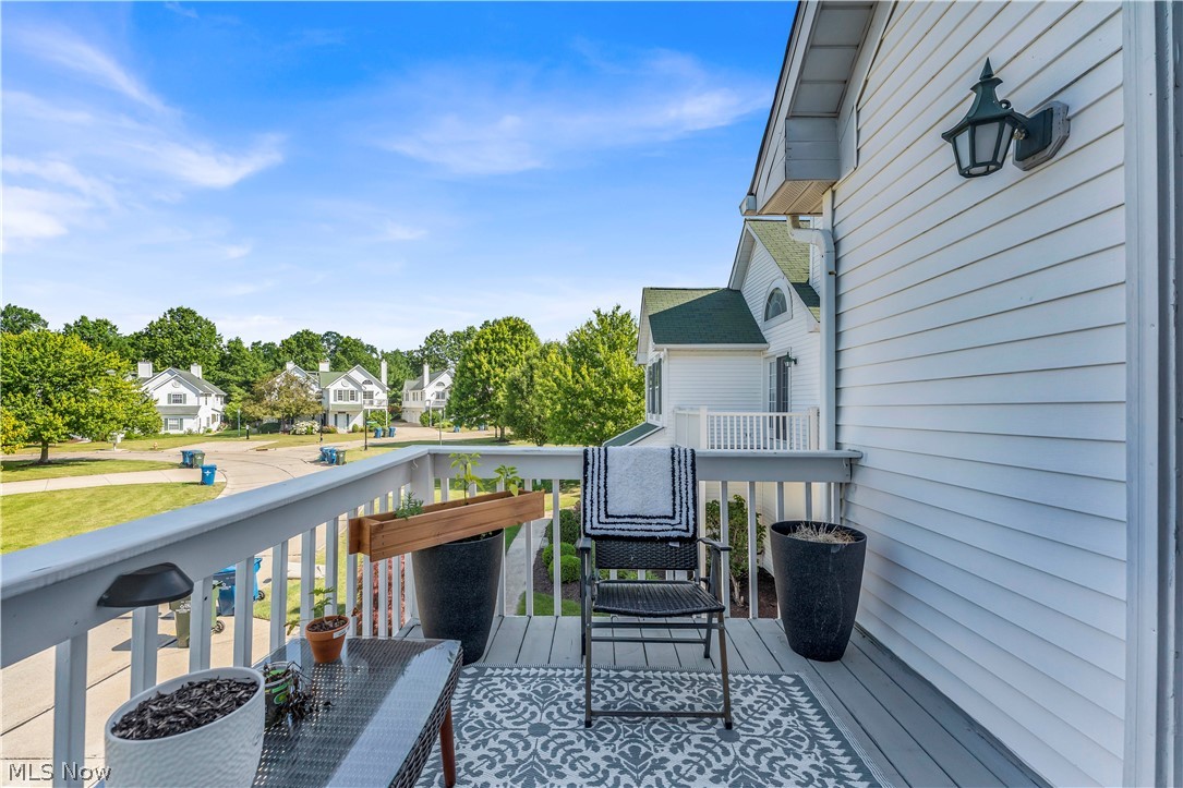 42 Vista Circle North Olmsted OH 44070