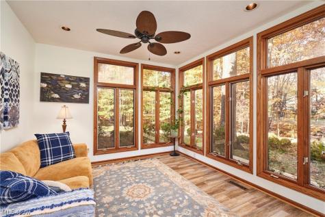 8477 Timber Trail Brecksville OH 44141