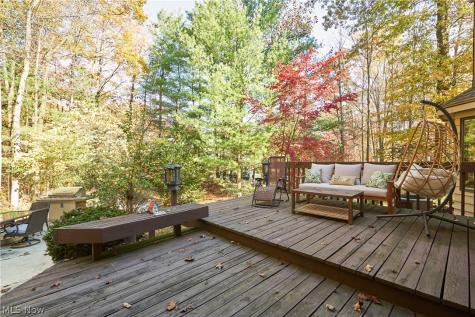 8477 Timber Trail Brecksville OH 44141