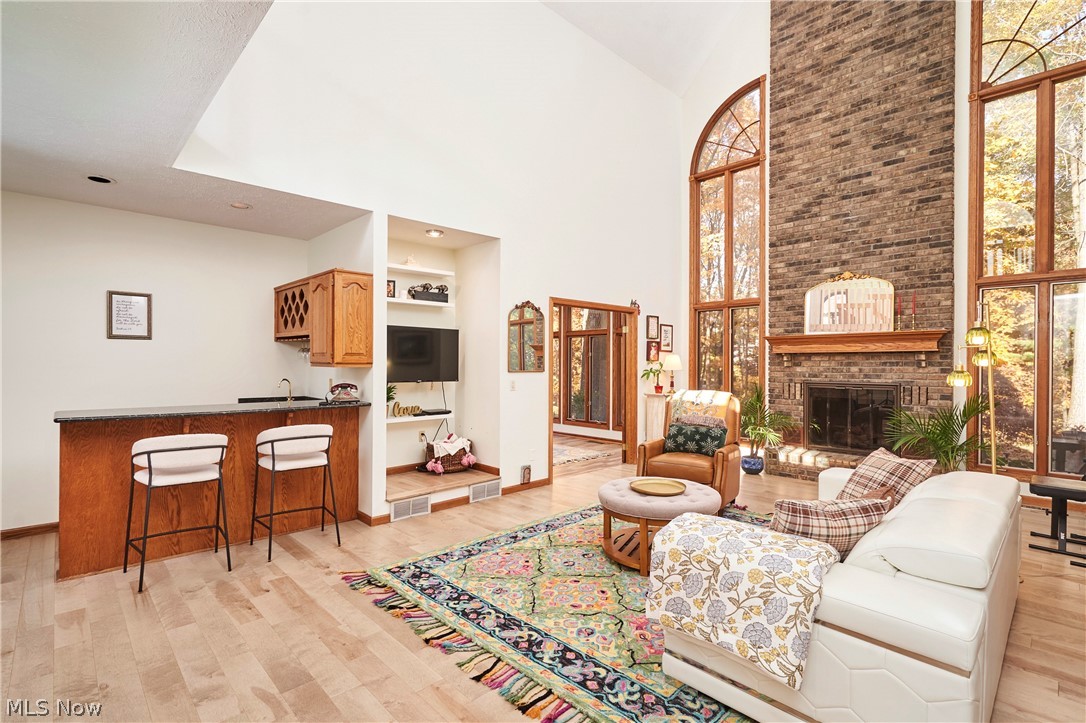8477 Timber Trail Brecksville OH 44141