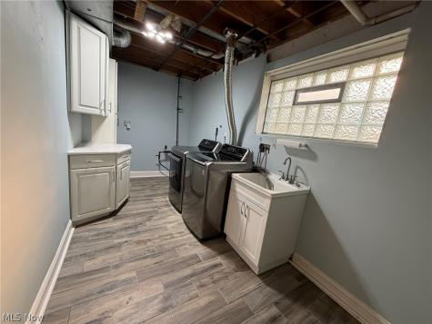 5075 Jaycox Road North Ridgeville OH 44039