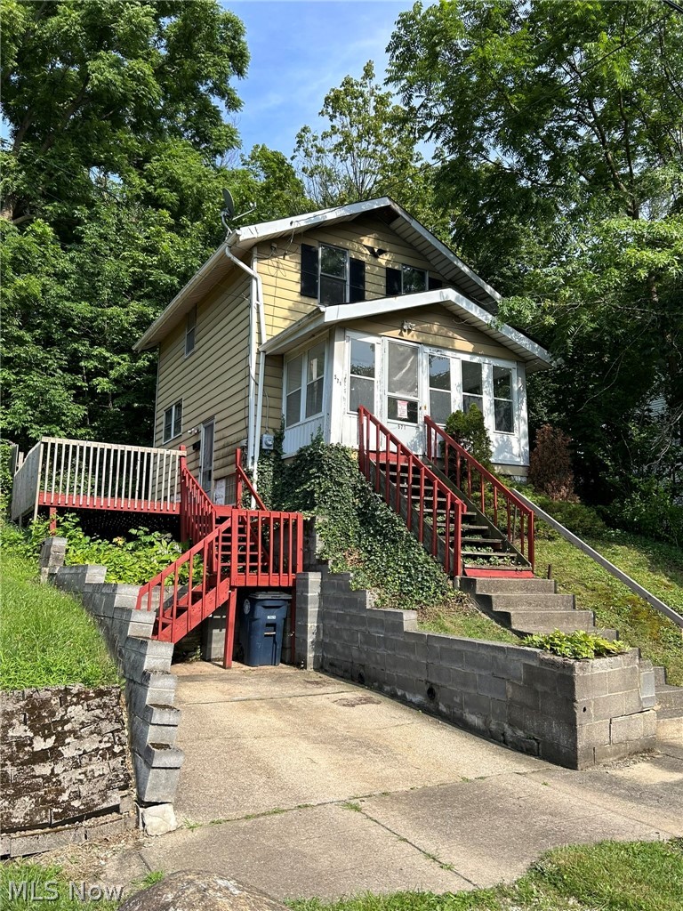 Akron OH, 571 Bertha Avenue