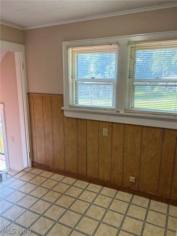 571 Bertha Avenue Akron OH 44306