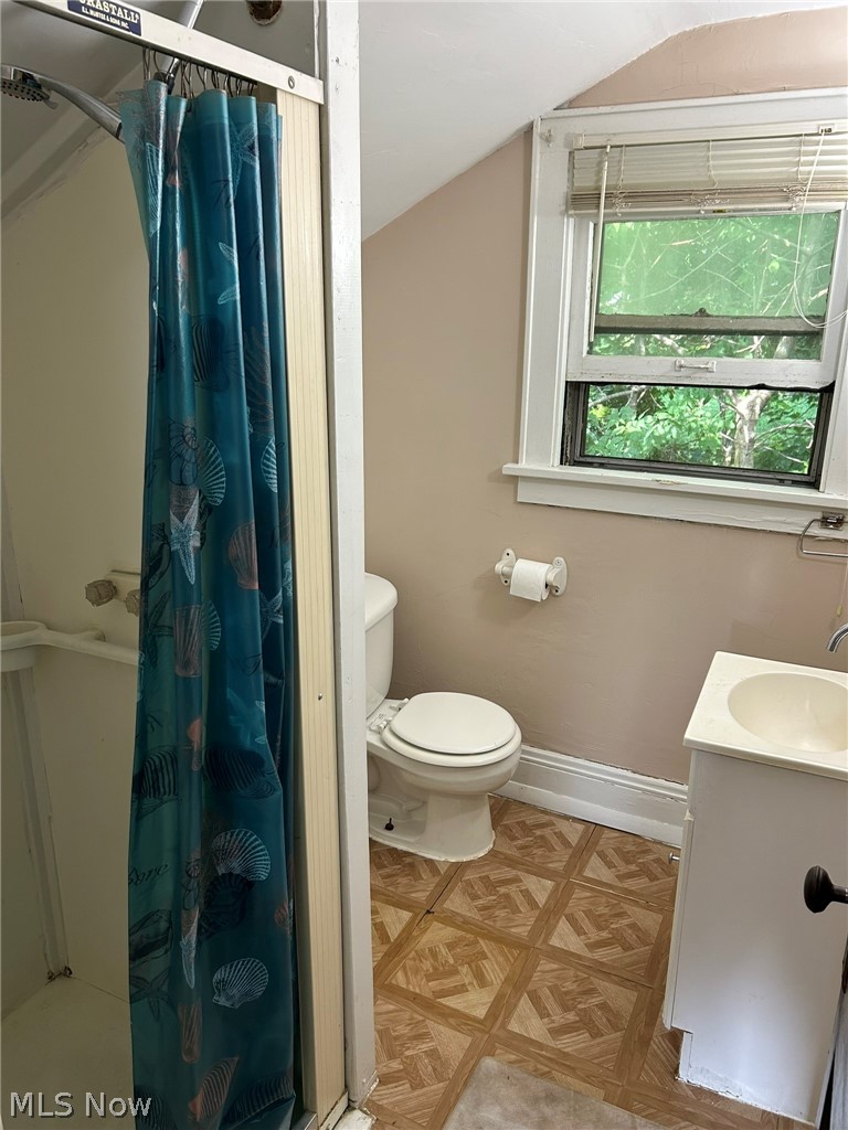 571 Bertha Avenue Akron OH 44306