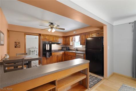 13967 Mohawk Trail Middleburg Heights OH 44130