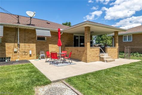 13967 Mohawk Trail Middleburg Heights OH 44130