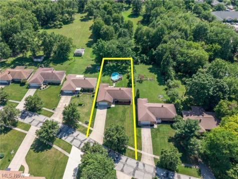 13967 Mohawk Trail Middleburg Heights OH 44130