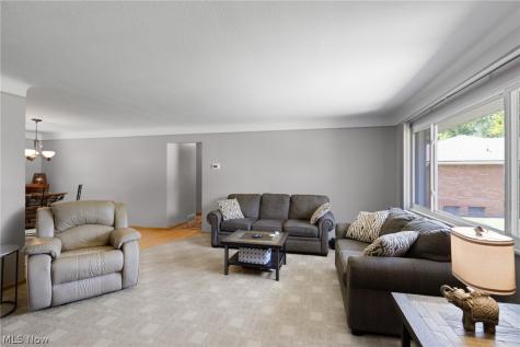 13967 Mohawk Trail Middleburg Heights OH 44130