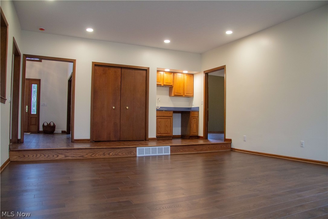 8215 Whispering Pines Drive Novelty OH 44072