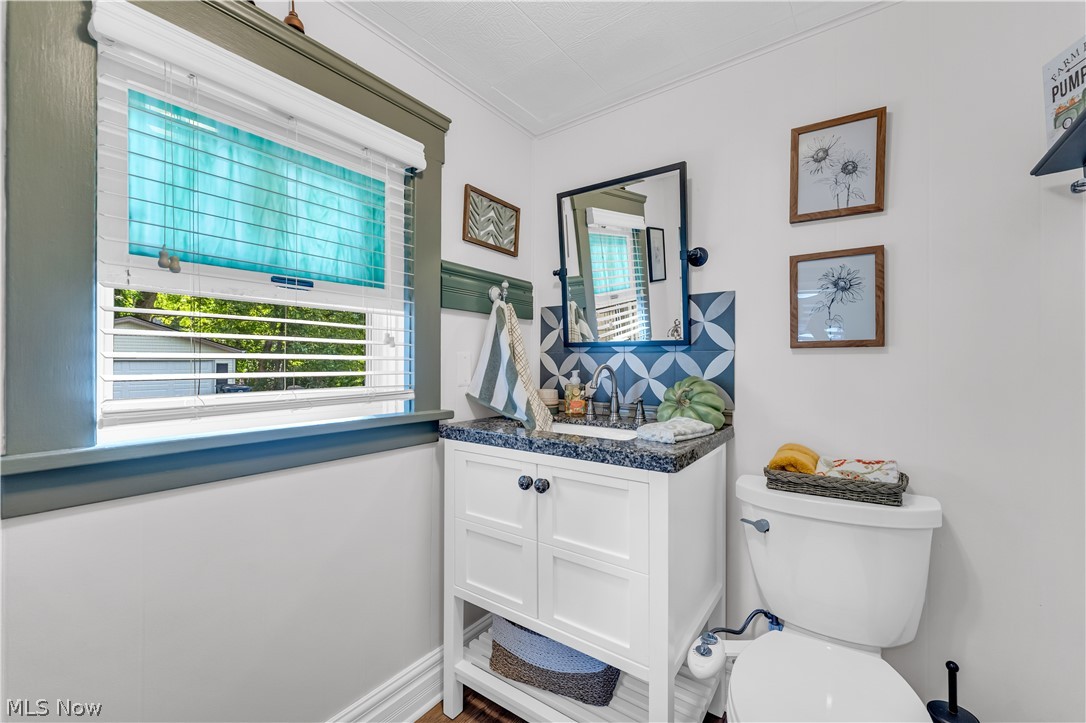 1563 Commodore Road Lyndhurst OH 44124