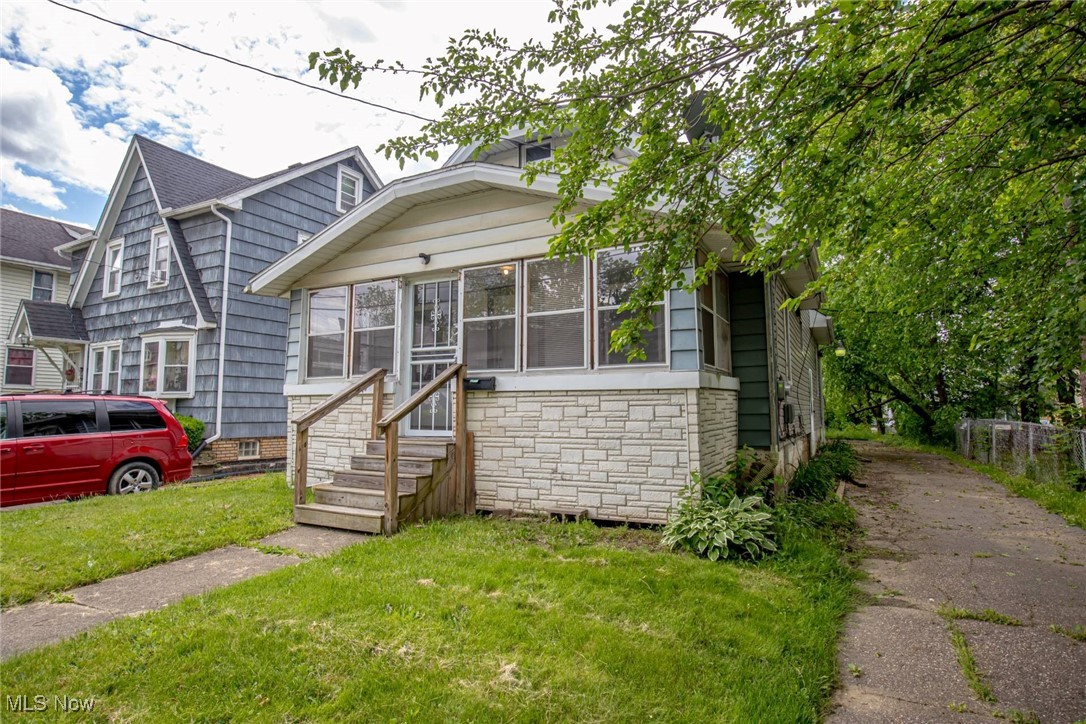970 Mercer Avenue Akron OH 44320