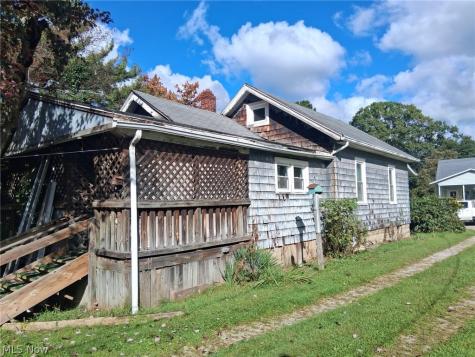 315 E Walnut Street Wadsworth OH 44281