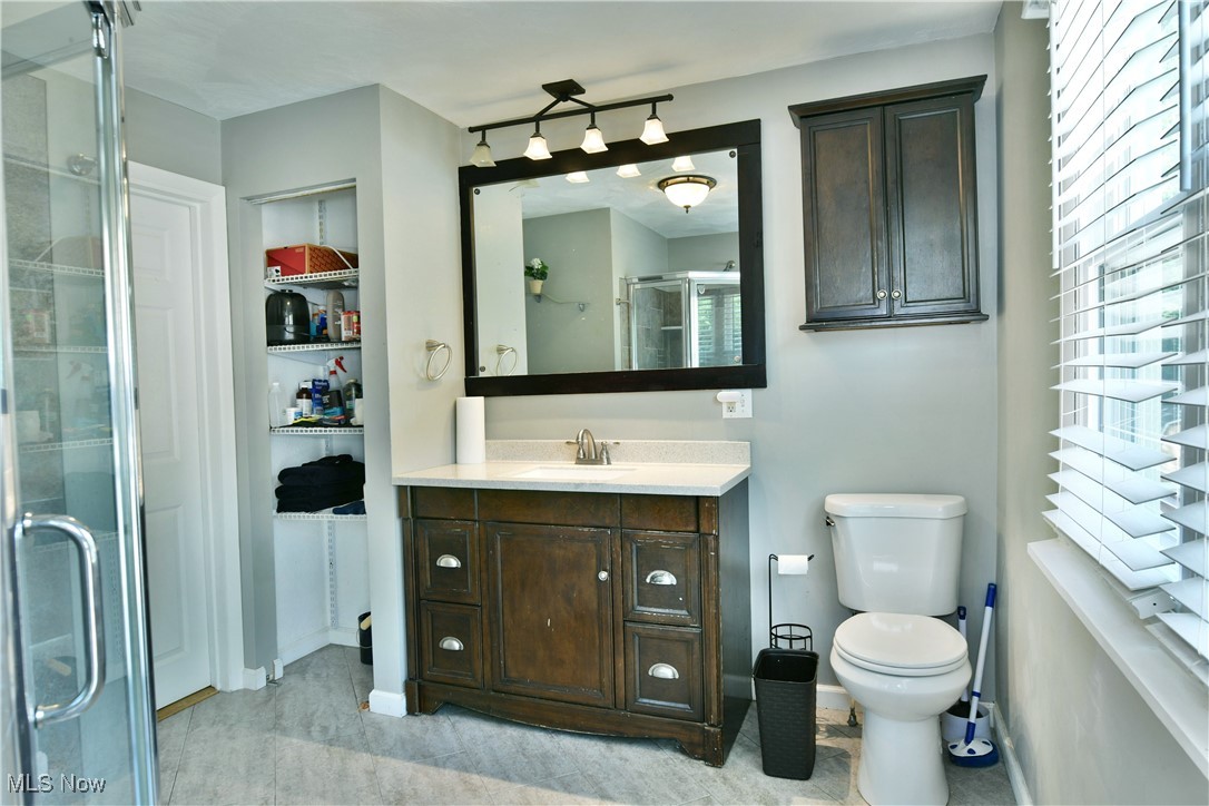 1120 Tibbetts Wick Road Girard OH 44420
