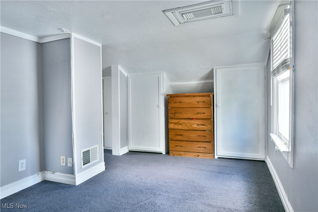 1120 Tibbetts Wick Road Girard OH 44420