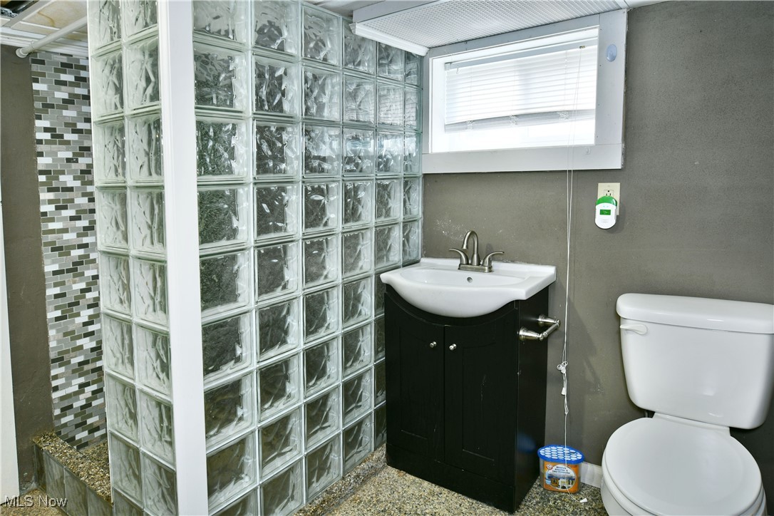 1120 Tibbetts Wick Road Girard OH 44420