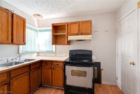 703 14th Street NE Canton OH 44714