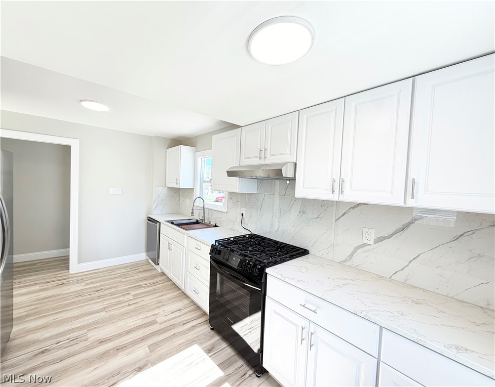 157 Fairlawn Avenue Elyria OH 44035