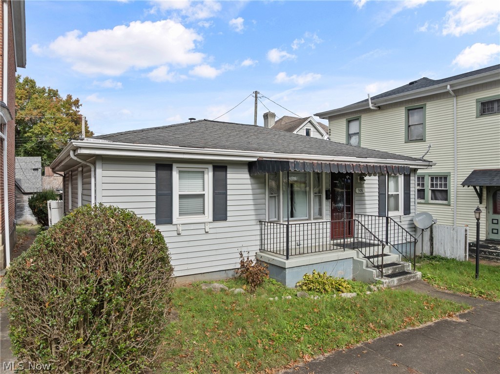 308 Whitely Street Bridgeport OH 43912